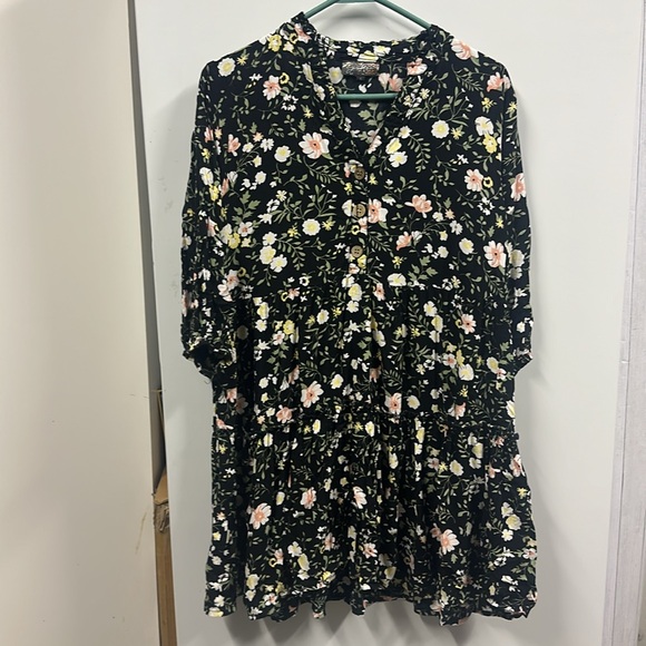 J Gee Black Floral Babydoll 3 Quarter Sleeve Half Button Up Dress Womens Small - Picture 4 of 7